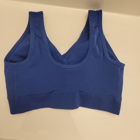 Wacoal Sports Bra Size 32 - Picture 2 of 3